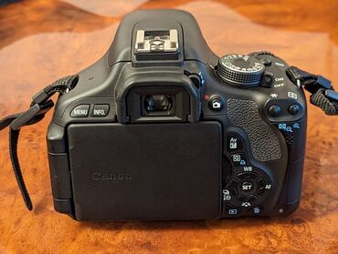fotokameru canon eos 5d mark ii: Продаю срочно!фотоаппарат CANON EOS KISS X5 (EOS 600D) абсолютно