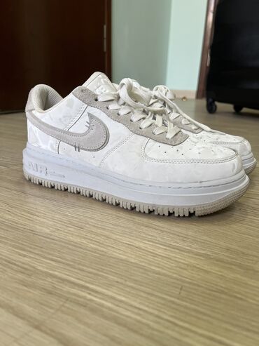 nike qaçış üçün qadın krossovkaları: Nike, Ölçü: 40, rəng - Bej, Yeni