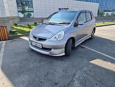 скутера в бишкеке: Honda Fit: 2003 г., 1.3 л, Вариатор, Бензин — 5