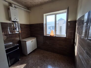 Köhnə tikili: Bakı, Yeni Suraxanı, 2 otaqlı, Köhnə tikili, 46 kv. m -da lalafo.az — 3 Köhnə tikili: Bakı, Yeni Suraxanı, 2 otaqlı, Köhnə tikili, 46 kv. m — 3