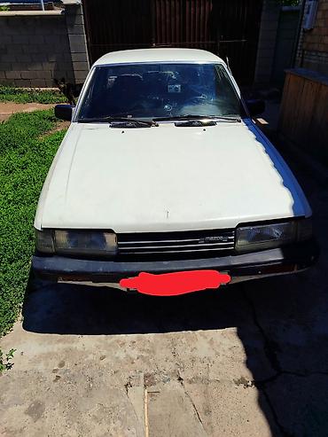 Mazda 626: 1986 г., 2 л, Механика, Бензин, Седан