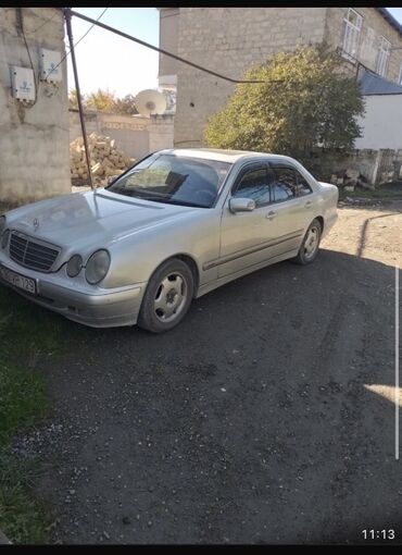 reduktor 1:3: Mercedes-Benz E-Class W210 sedan - Kuzov: 4 qapılı sedan, gümüşü rəng at lalafo.az reduktor 1:3: Mercedes-Benz E-Class W210 sedan - Kuzov: 4 qapılı sedan, gümüşü rəng