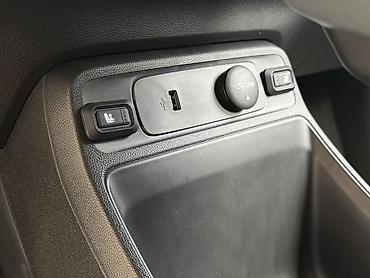 aion 60i: AION Y — компактный электрический кроссовер. Скоро появится новое — 5