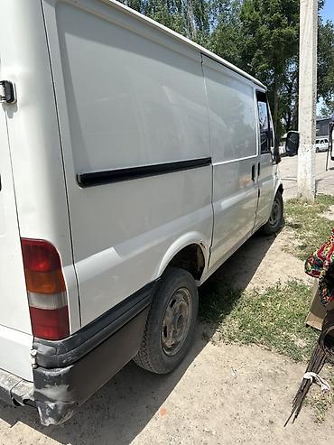 фури: Легкий грузовик, Ford, Б/у — 3