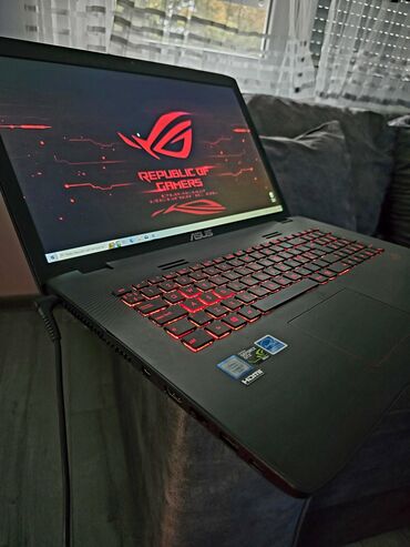 ASUS: Intel Core i7, 17.3 " — 5