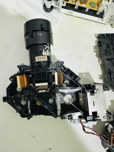 Digər ehtiyat hissələri: Proyektor lampaları və ehtiyat hissələri dəsti - Müxtəlif model — 47