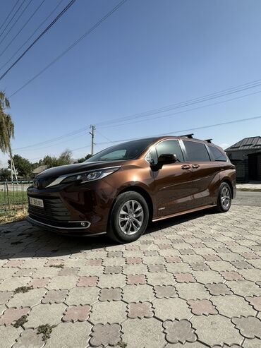 продаю тайота альфард: Toyota Sienna: 2021 г., 2.5 л, Автомат, Гибрид, Минивэн