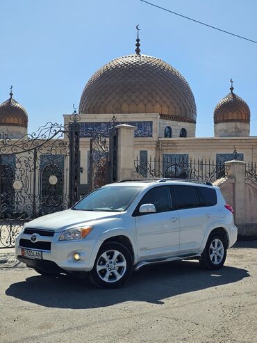 чехлы на пассат: Toyota RAV4: 2012 г., 3.5 л, Автомат, Бензин, Кроссовер