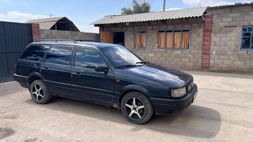 глушитель на пасат б3: Volkswagen Passat: 1991 г., 1.8 л, Механика, Бензин, Универсал