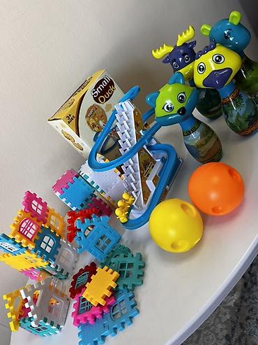 Игрушки: Набор детских игрушек: 700 сом за все 1) Интерактивная горка — 9