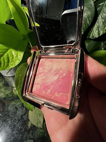 amber elixir: Hourglass Ambient Lighting Blush — оттенок Luminous Flush. 100% — 3