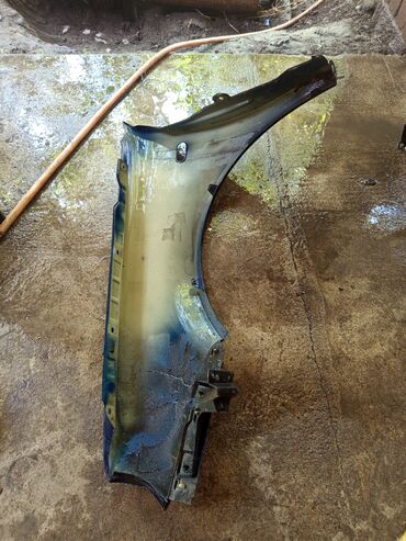 Крылья и комплектующие: Переднее правое Volkswagen, Б/у, Оригинал — 2