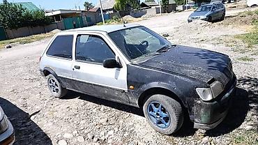 e klass: Ford Fiesta: 1995 г., 1.3 л, Механика, Бензин, Купе — 4