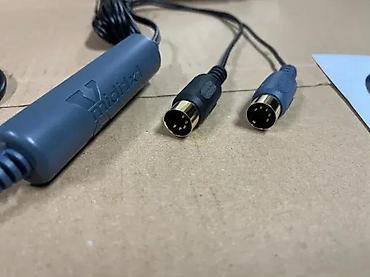 Druga oprema za računare i laptopove: E-MU Xmidi 1x1 – USB na MIDI interfejs kabl Opis: - Kompaktan — 3