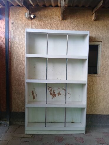 Витрины: Магазинге полкалар сатылатабалы жакшы