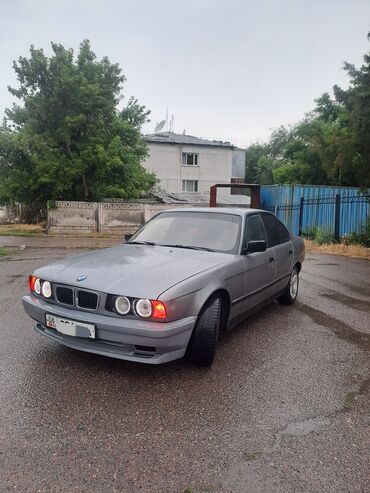 вельтмейстер ех5: BMW 5 series: 1993 г., 2 л, Механика, Бензин, Седан