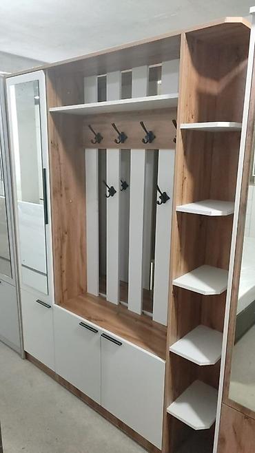 Прихожая модульная с зеркалом и открытыми полками - Комплект состоит