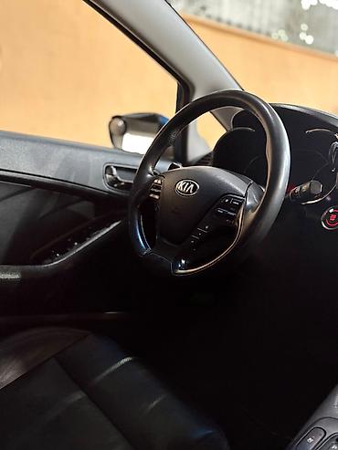 Kia: Kia Cerato: 2 l | 2013 il Sedan — 9
