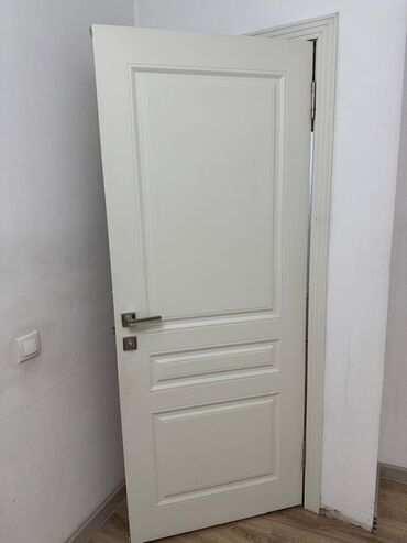 межкомнатных дверей: Жабык ички эшик, Panel, түсү - Ак, 200 * x 80 см, Колдонулган