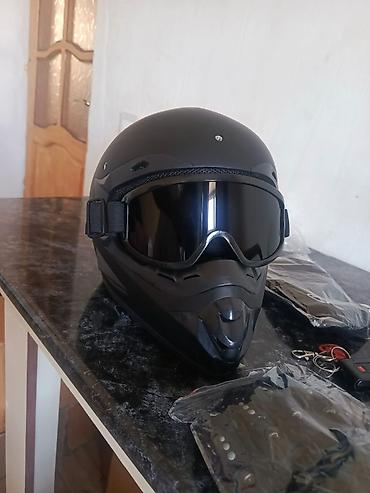 full face kask: Motorsiklet kaskı – tam üzlü, mat qara rəng Xüsusiyyətlər: - Tam üzlü — 2