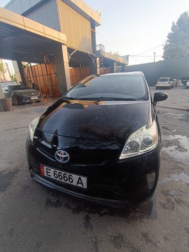 авто в рассрочку без первоначального взноса бишкек: Toyota Prius: 2015 г., 1.8 л, Автомат, Гибрид, Хэтчбэк