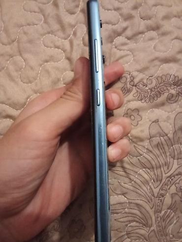 note 8 plata: Şəkillərdəki smartfon - Ön panel: tam ekran dizayn, yuxarıda — 3