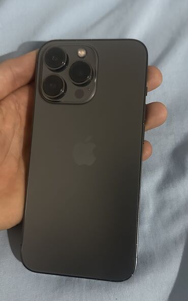 продам айфон 13 про: IPhone 13 Pro, Б/у, 128 ГБ, Черный, Защитное стекло, Чехол, 79 %