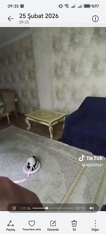 Həyət evləri və villaların satışı: Satılır: Həyət evi Xırdalanda Aff parkının girişində təcili olaraq — 5