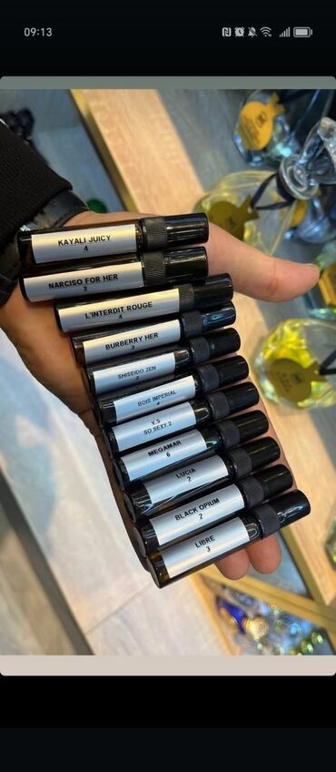 Ətriyyat: Deluks keyfiyətdə qadın və kişi ətirlərinin onlayn satışı. Ətirlər yağ — 13