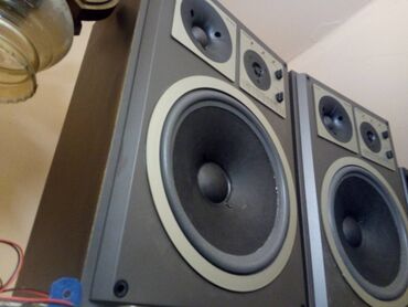 Zvučnici i stereo sistemi: Masivni, kvalitetni Siemens trosistemci s početka 80ih, iz čuvenog — 9