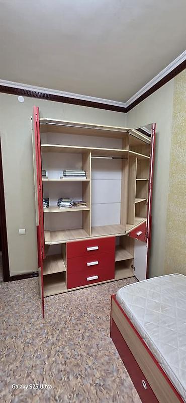 мед кровати: Продаю гарнитур две кровати с выдвижными ящиками, матрасами и шкаф! — 5