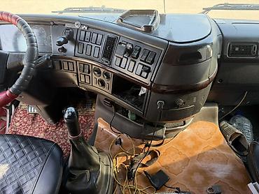 Тягачи: Тягач, Volvo, 2002 г., Холодильник, рефрижератор — 14