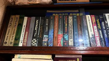 Другие книги и журналы: Продаю книги 📖 📕 📚 По поводу цены пишите на вотцап — 5