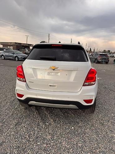 70 сом: Chevrolet Trax: 2020 г., 1.4 л, Автомат, Бензин, Кроссовер — 2