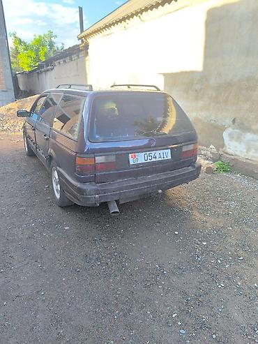бора машина: Volkswagen Passat Variant: 1989 г., 1.8 л, Бензин, Универсал — 4