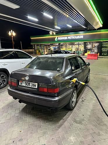 мотор нексия 1: Volkswagen Vento: 1993 г., 2 л, Механика, Бензин, Седан — 5