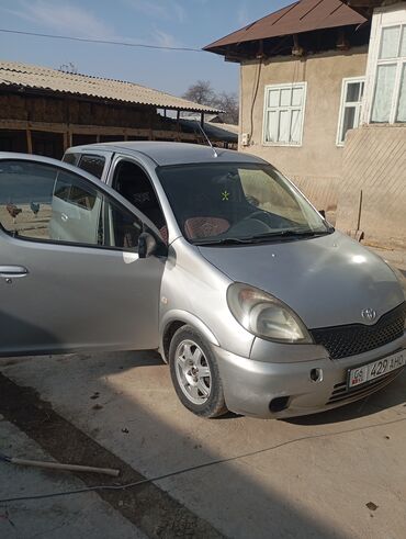 Toyota: Toyota Yaris Verso: 2000 г., Механика, Бензин, Минивэн — 5