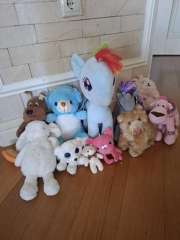 kinder surprise oyuncaqları: Böyük yumşaq oyuncaqlar dəsti - Göy rəngli unicorn/at fiquru (qalın — 2