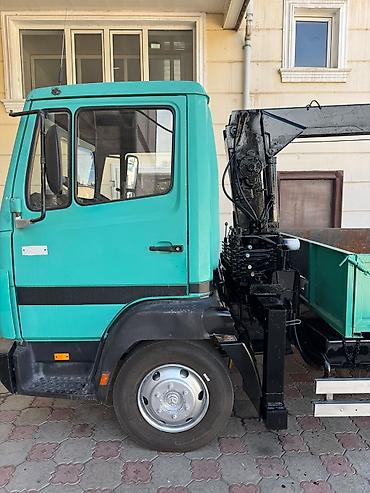 продаю бортовой: Манипулятор, Mercedes-Benz, 1996 г., 6 т — 1