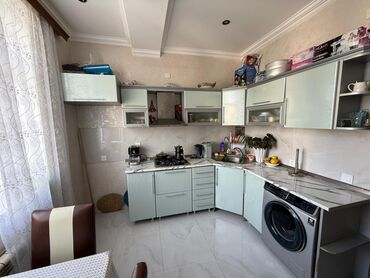 Yeni tikili: 8-ci kilometr, 2 otaqlı, Yeni tikili, m. Qara Qarayev, 86 kv. m -da lalafo.az — 14 Yeni tikili: 8-ci kilometr, 2 otaqlı, Yeni tikili, m. Qara Qarayev, 86 kv. m — 14