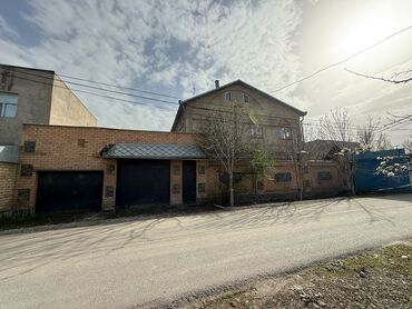 авто обмен на участок: 185 м², 5 комнат, Утепленный, Бронированные двери, Видеонаблюдение