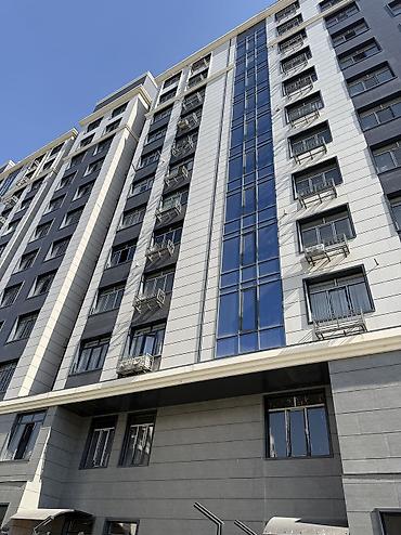 столы и шкафы для офиса: 3 комнаты, 94 м², 12 мкр Элитка, 5 этаж, Дизайнерский ремонт — 2