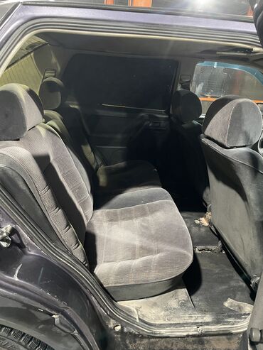 Volkswagen: Volkswagen Vento: 1994 г., 2 л, Механика, Бензин, Седан — 9