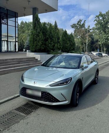 климат контроль бмв: Arcfox Alpha S — современный премиальный лифтбек от бренда BAIC и