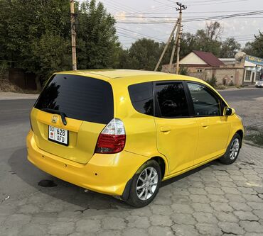 срочно срочно продам машину: Honda Jazz: 2006 г., 1.4 л, Автоматтык, Бензин, Хетчбек