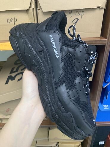 new balance 530 бишкек in Кыргызстан | СПОРТТУК БУТ КИЙИМ: Новое поступление !!!Кроссовки на любой вкус !Самые топовые кроссы у
