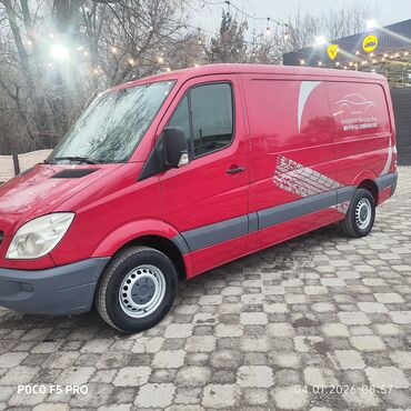 Легкий грузовой транспорт: Легкий грузовик, Mercedes-Benz — 4