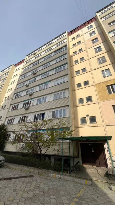 квартира продаю кок жар: 2 бөлмө, 68 кв. м, 106-серия жакшыртылган, 9 кабат, Евроремонт