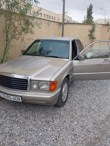 Ehtiyat hissələri: Mercedes-Benz sedan, qızılı/rəngli kuzov, 4 qapı, qabaqdan ulduz