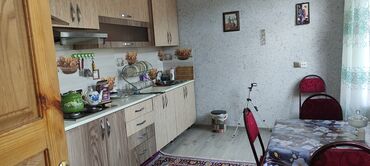 Günlük kirayə evlər: 180 kv. m, 3 otaqlı, Artezian quyusu, İnternet, Telefon — 24